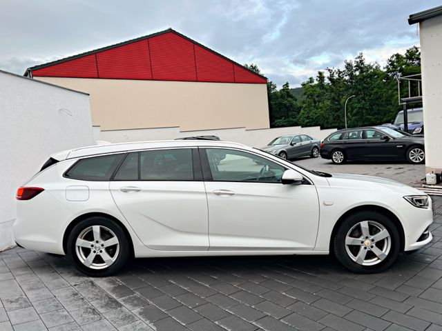 Opel Insignia B ST 2.0 Dynamic *Panorama*Navigacija*LED*