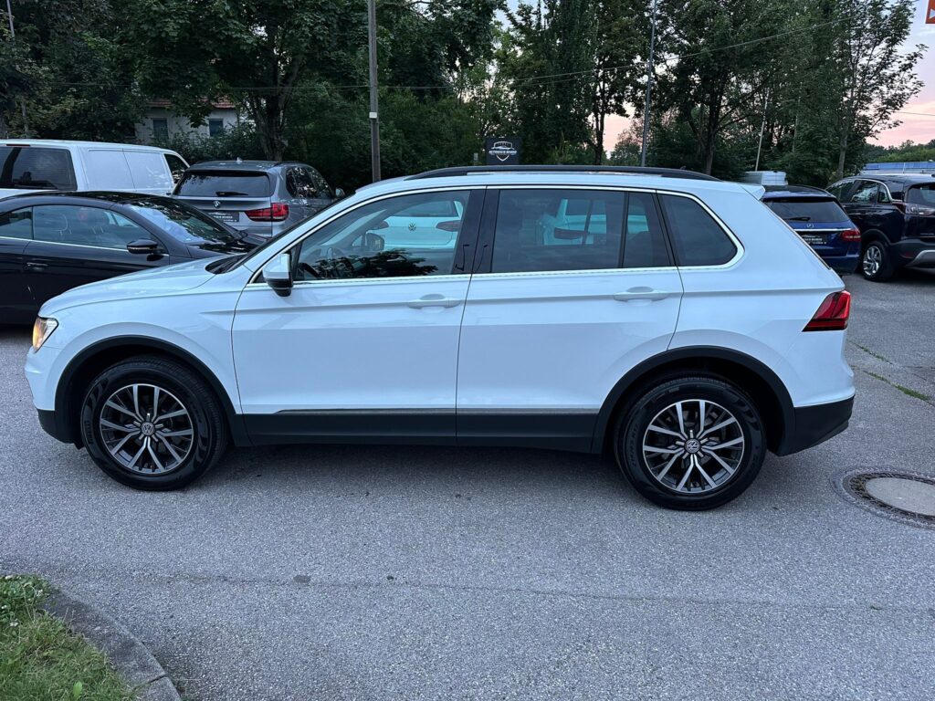 Vw Tiguan 2.0 TDI 4 Motion *Virtualni ekran*Automatik*