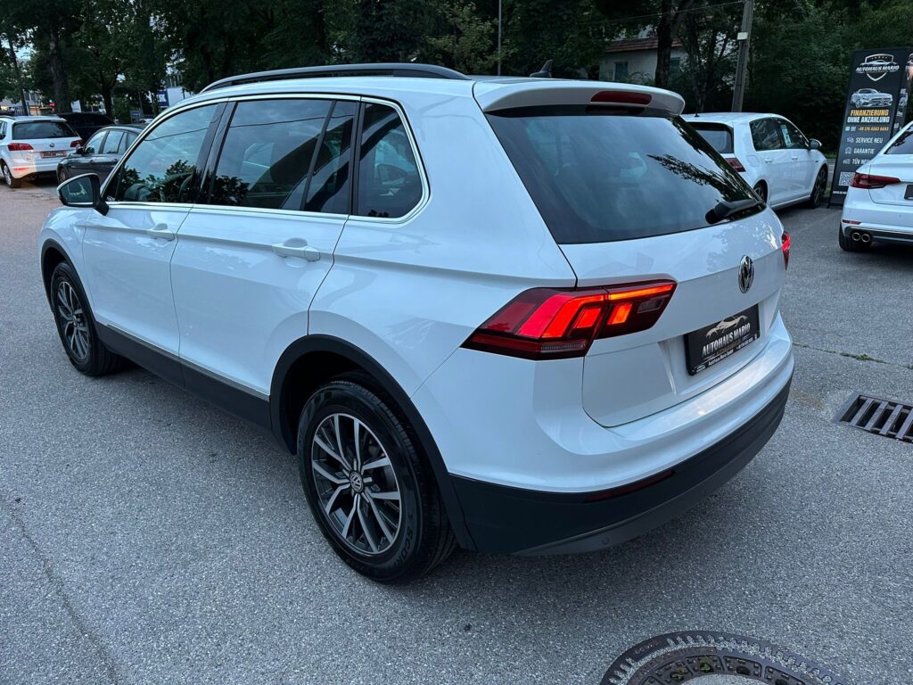 Vw Tiguan 2.0 TDI 4 Motion *Virtualni ekran*Automatik*