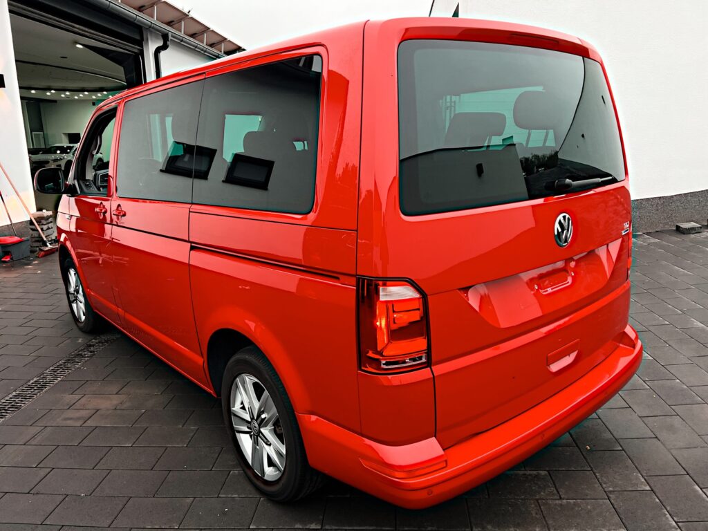 Volkswagen T6 Transporter Multivan 2.0 TDI DSG