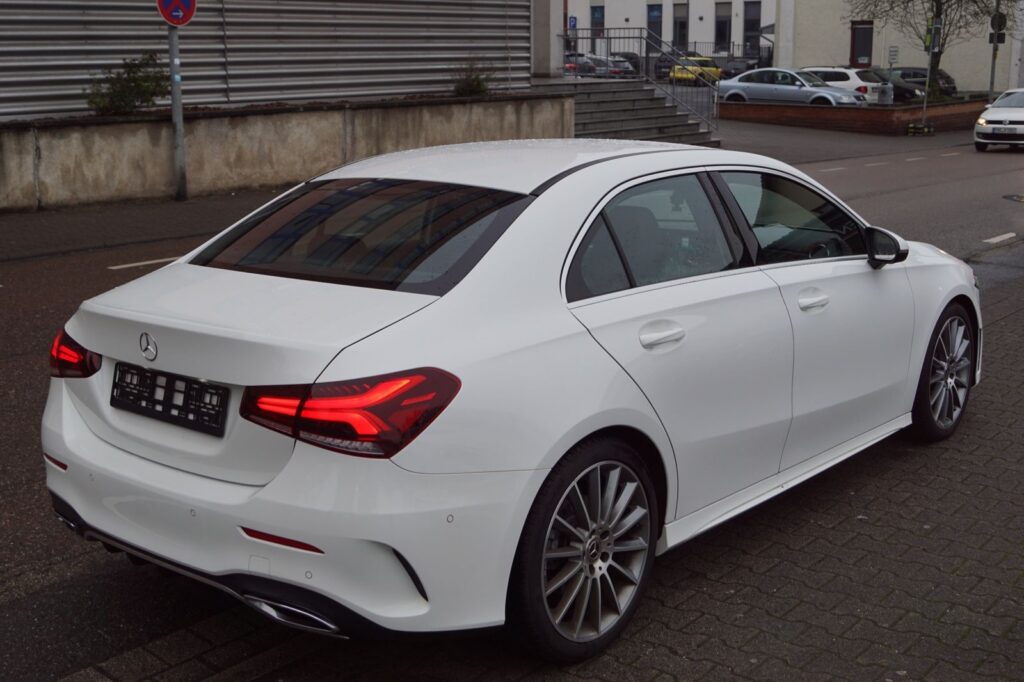 Mercedes-Benz A 200 AMG Line