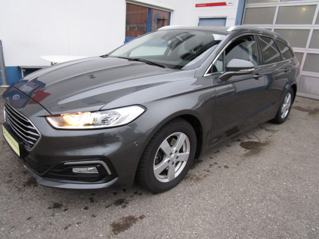 Ford Mondeo Titanium Allrad *Automatik*