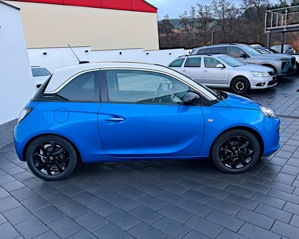 Opel Adam