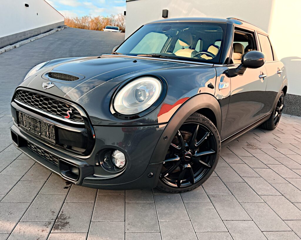 MINI Cooper SD