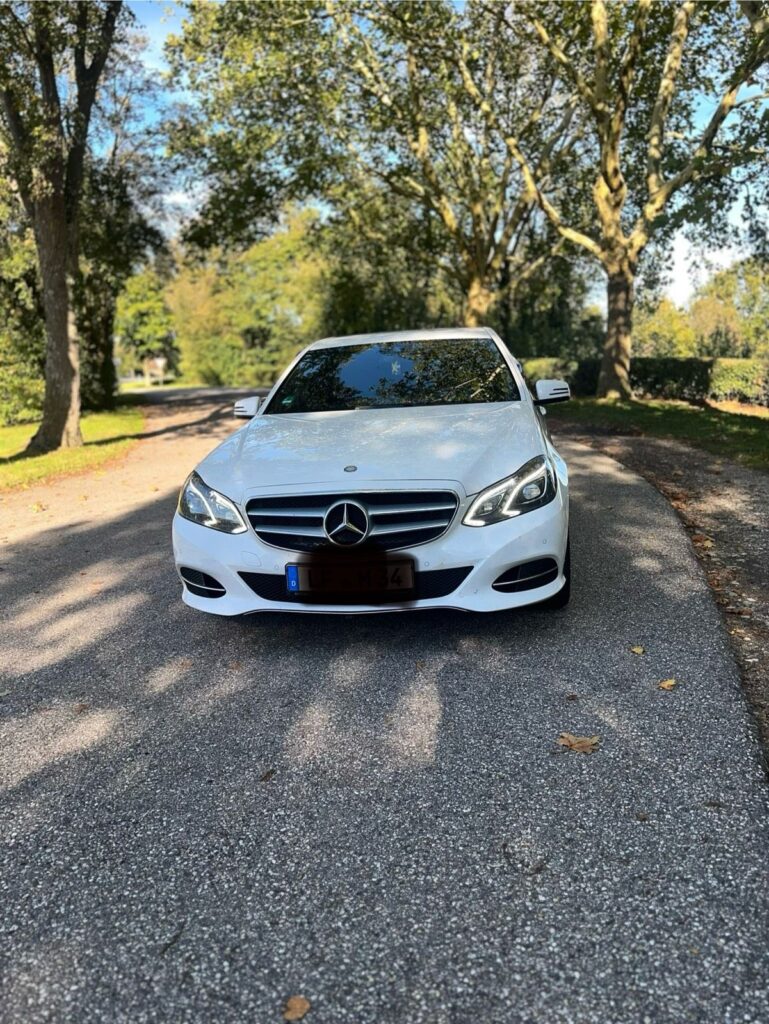 Mercedes E220d *Automatik*