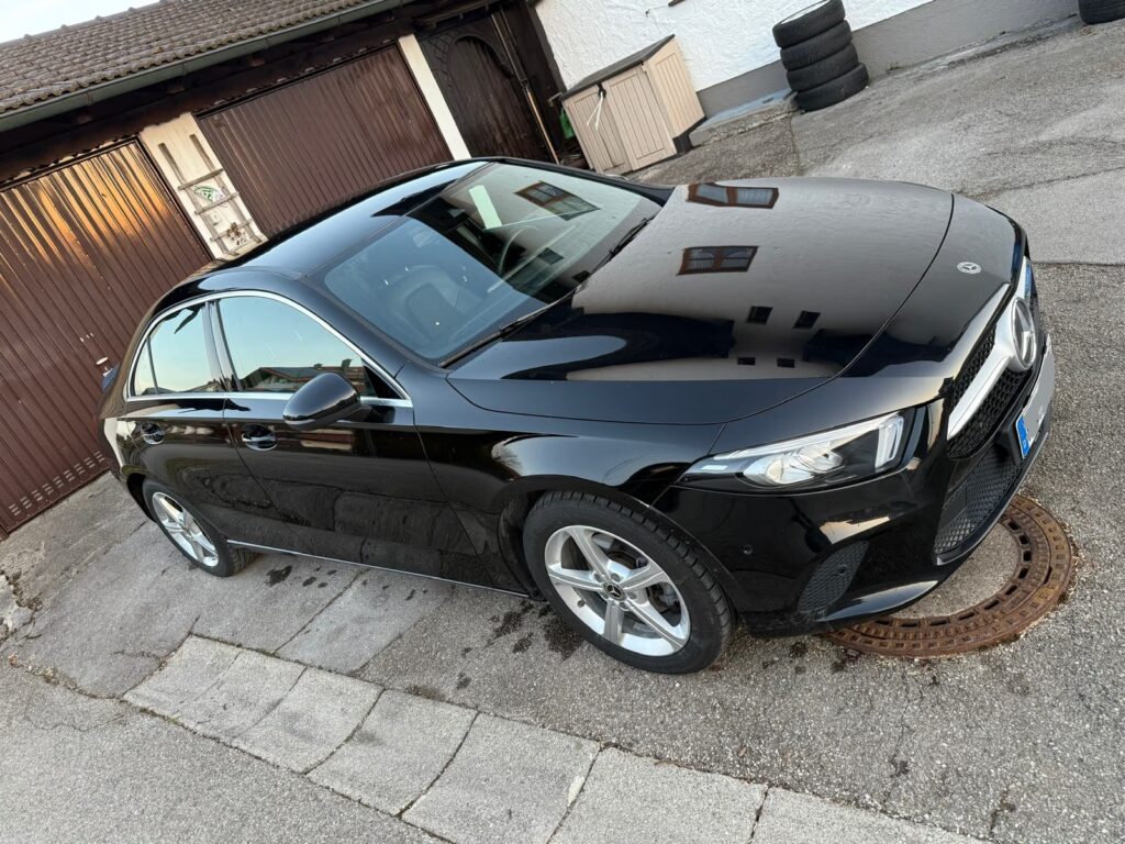 Mercedes A180d *Virtual Cocpit*