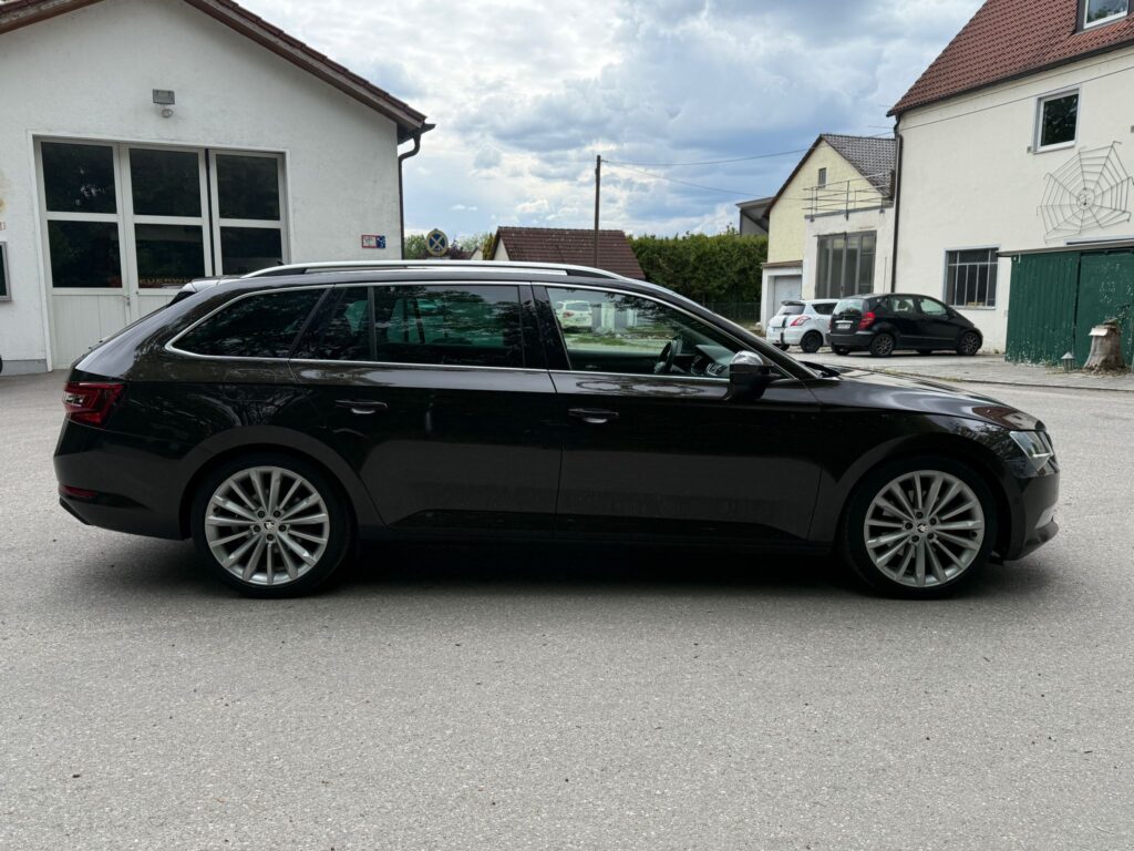 Skoda Superb 4x4 *Business Paket*