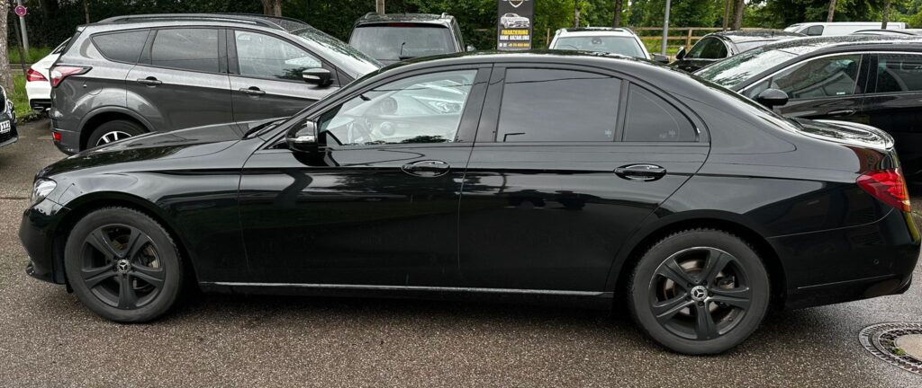 Mercedes E220D *Kamera*Digital Cockpit*Navigacija*