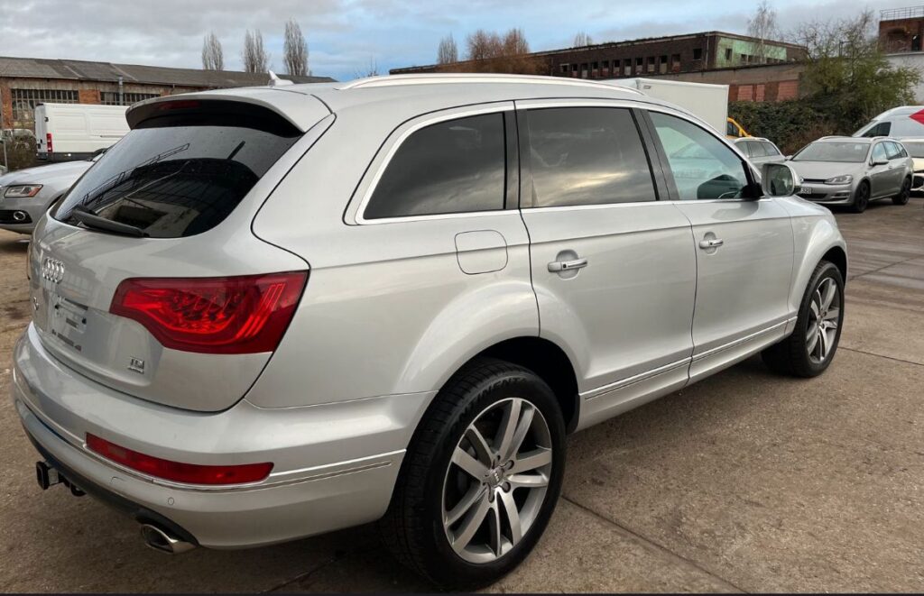 Audi Q7 Quattro *7 Sjedala*Panorama*