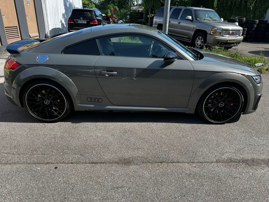 Audi TTS S Tronic  *Parking Kamera*Navigacija*Competition +*