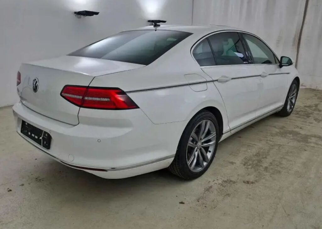 Volkswagen Passat 4 Motion DSG *Navi*