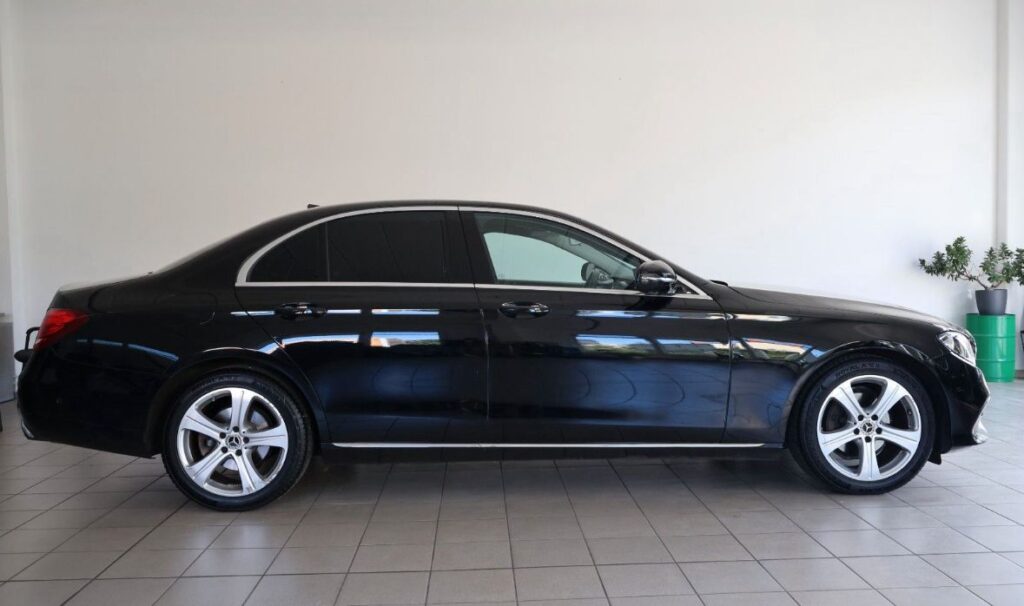 Mercedes Benz E 200 *Digital Cockpit*CarPlay*Kamera*