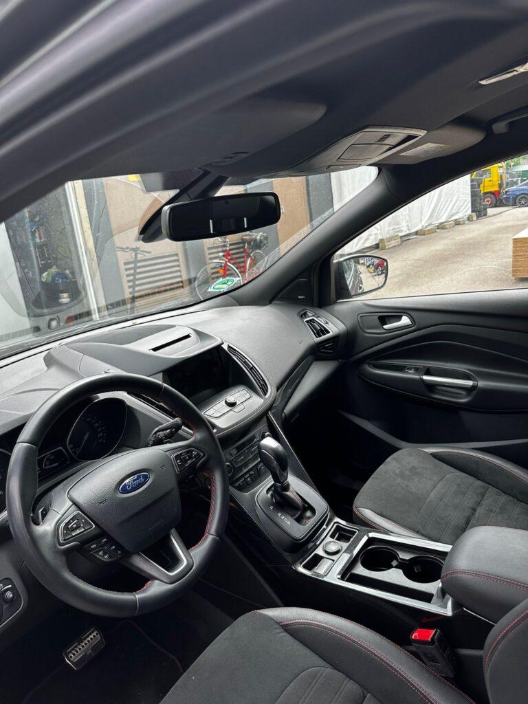Ford Kuga AWD *Kamera*Navigacija*F1 Saltanje*