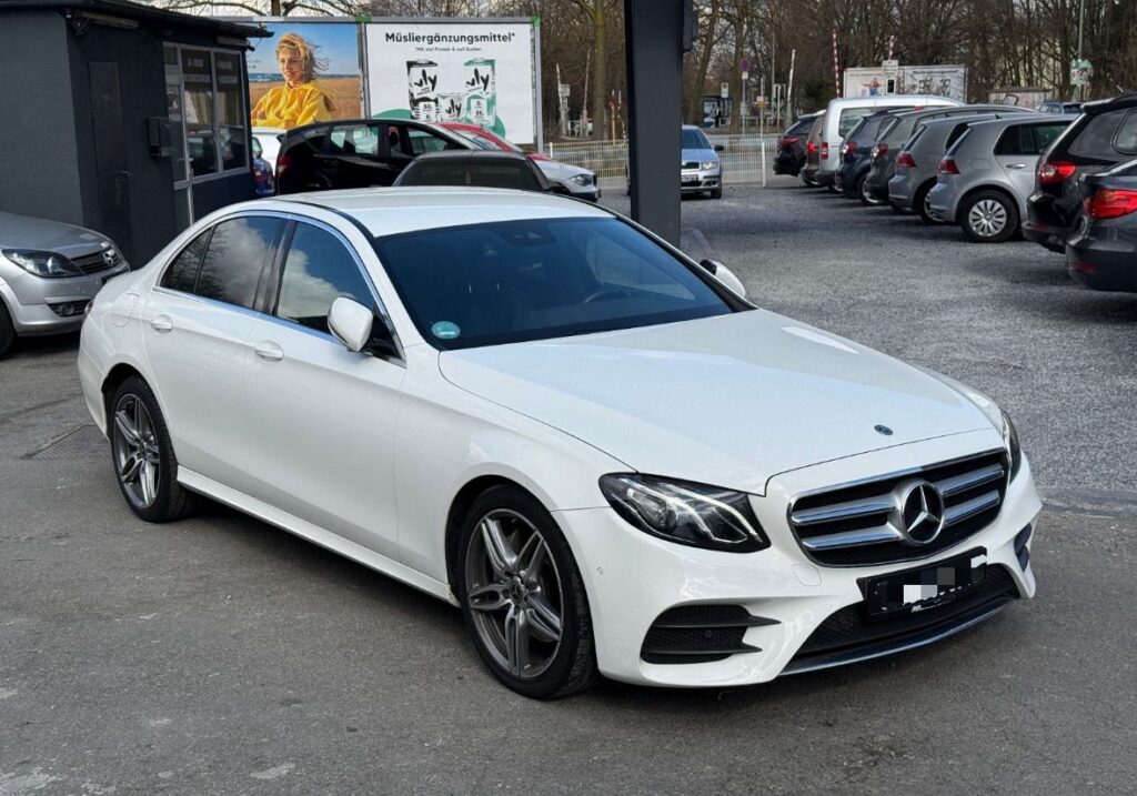 Mercedes-Benz E 200 d AMG