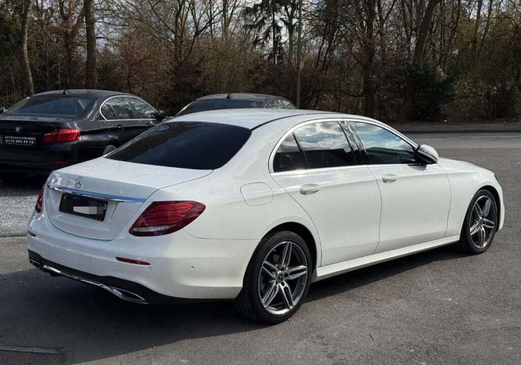 Mercedes-Benz E 200 d AMG