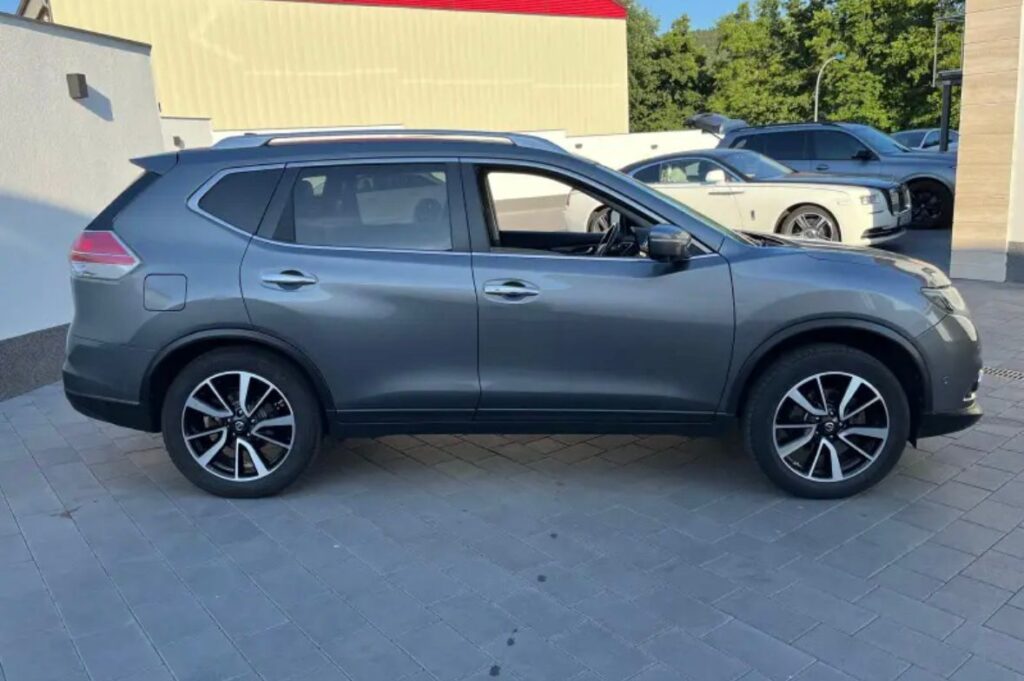 Nissan X-Trail 7 Sjedala *Navi*