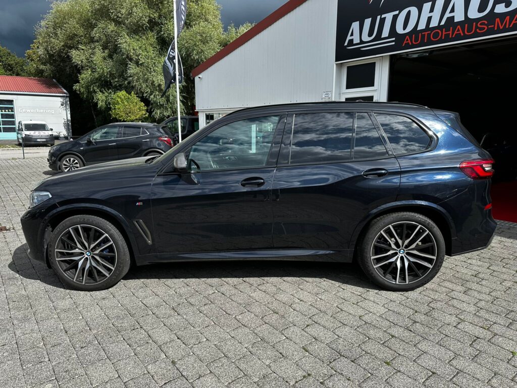 Bmw X5 M50D *Navigacija*Panorama*Digital Cockpit*X Drive*
