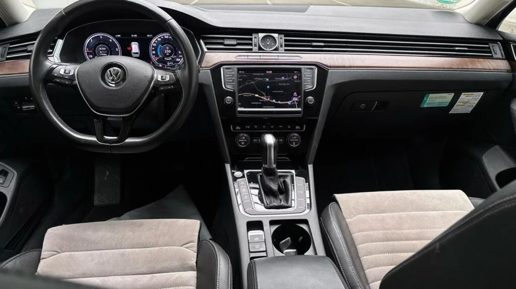 Volkswagen Passat Variant 2.0 TDI SCR 4Motion DSG
