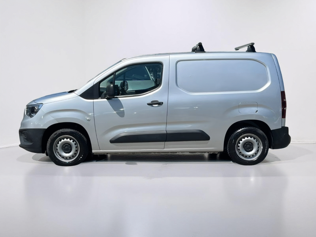 Opel Combo E Cargo Selection *AHK*