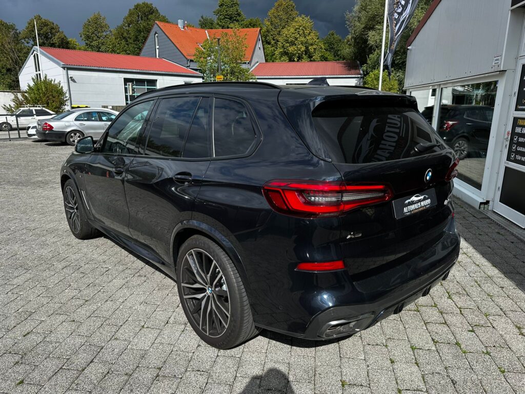 Bmw X5 M50D *Navigacija*Panorama*Digital Cockpit*X Drive*