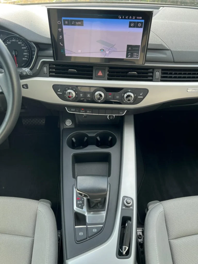 Audi A4 Avant 40TDI Quattro *AHK*NAVI