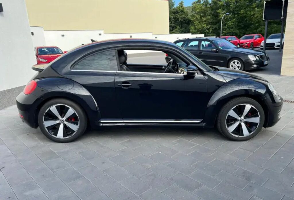 Volkswagen Beetle 2.0TSI