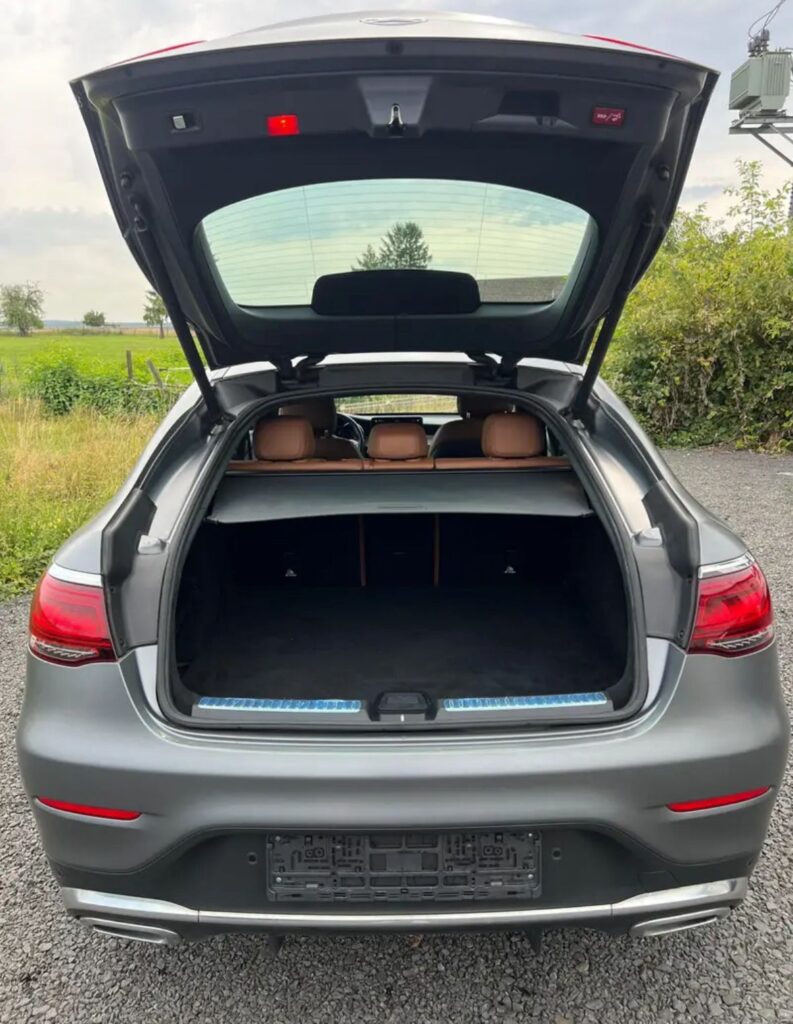 Mercedes-Benz GLC 220 d Coupe *4Matic*AMG*AHK*LEDER*
