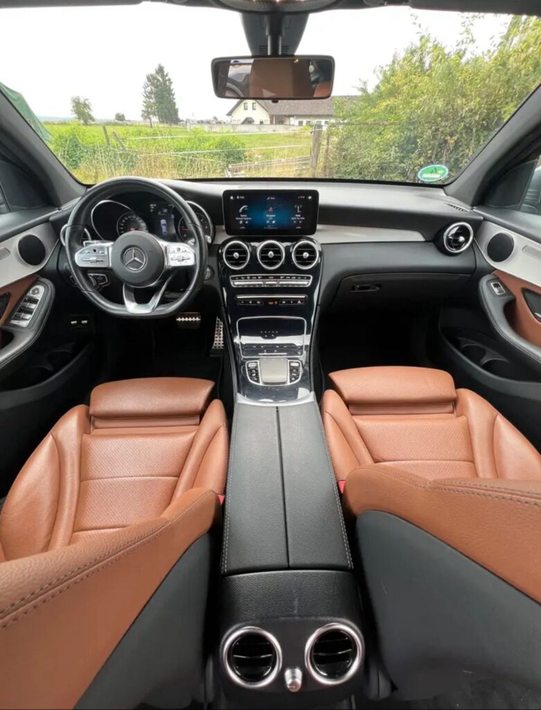 Mercedes-Benz GLC 220 d Coupe *4Matic*AMG*AHK*LEDER*