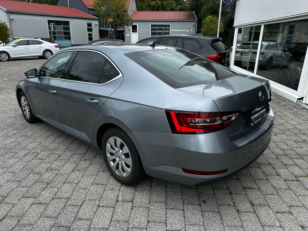 Skoda Superb 2.0 TDI DSG