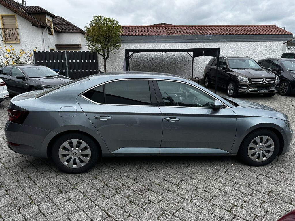 Skoda Superb 2.0 TDI DSG