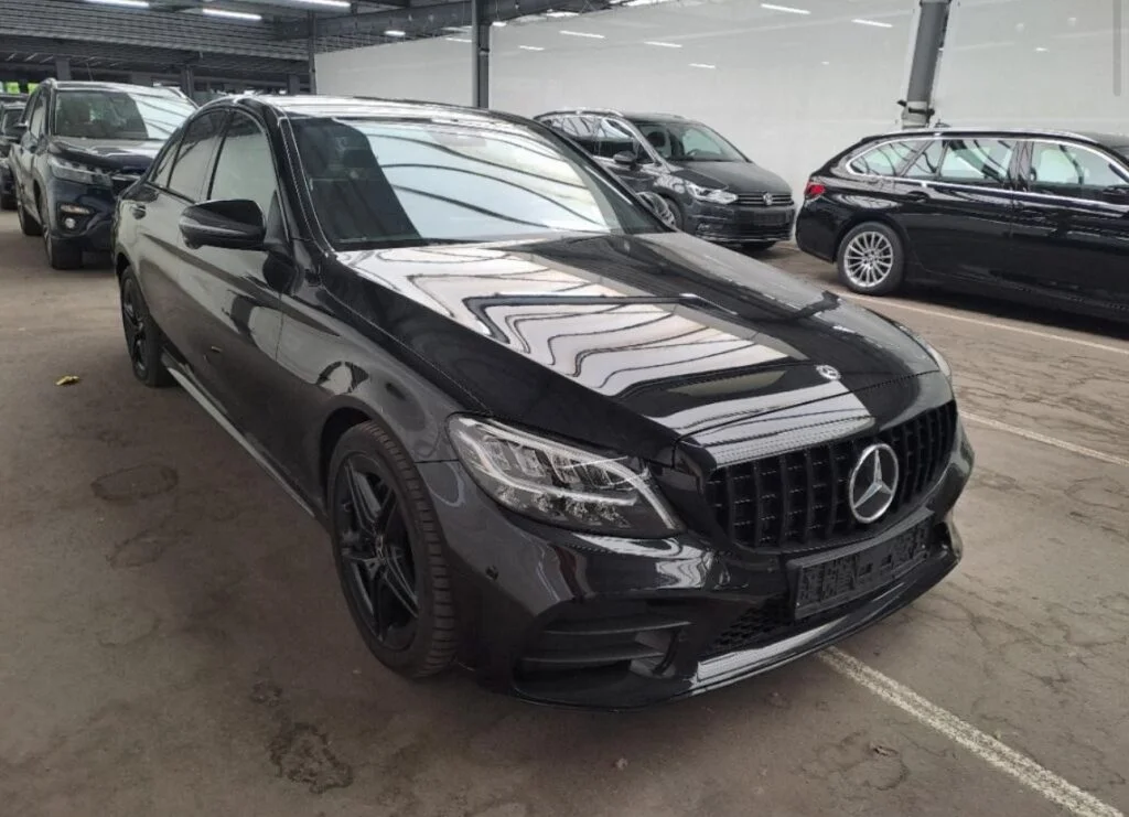 Mercedes-Benz C 180 9G-Tronic