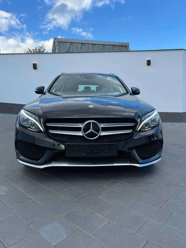 Mercedes-Benz C400