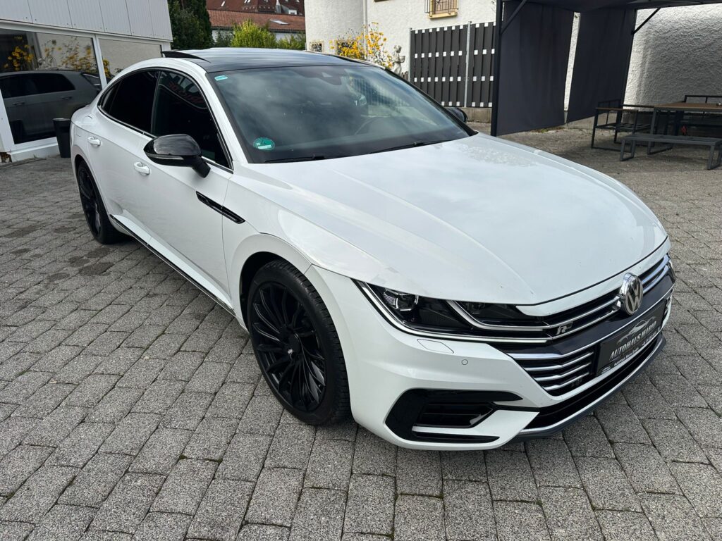 Volkswagen Arteon 2.0 TDI *Panorama*Digital Cocpit*