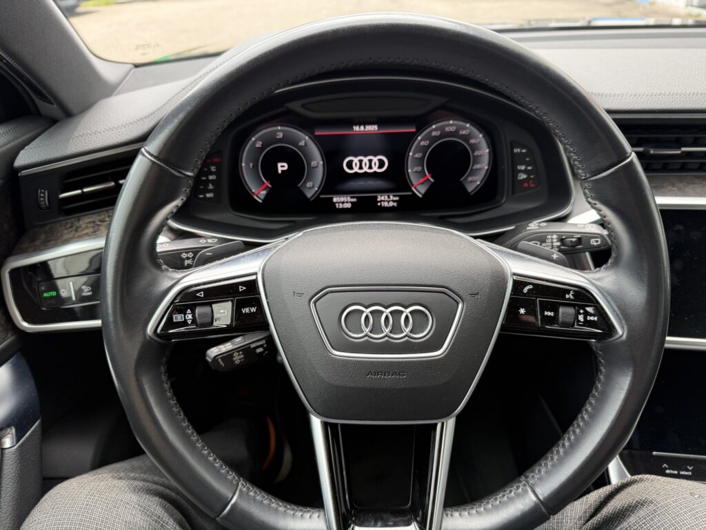 Audi A6 Avant Design Quattro 45TDI V6 *Virtual Cocpit*