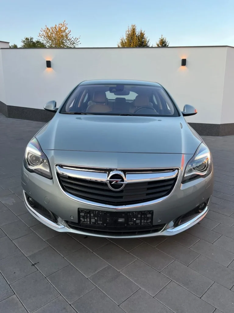 Opel Insignia 2.0 TURBO X