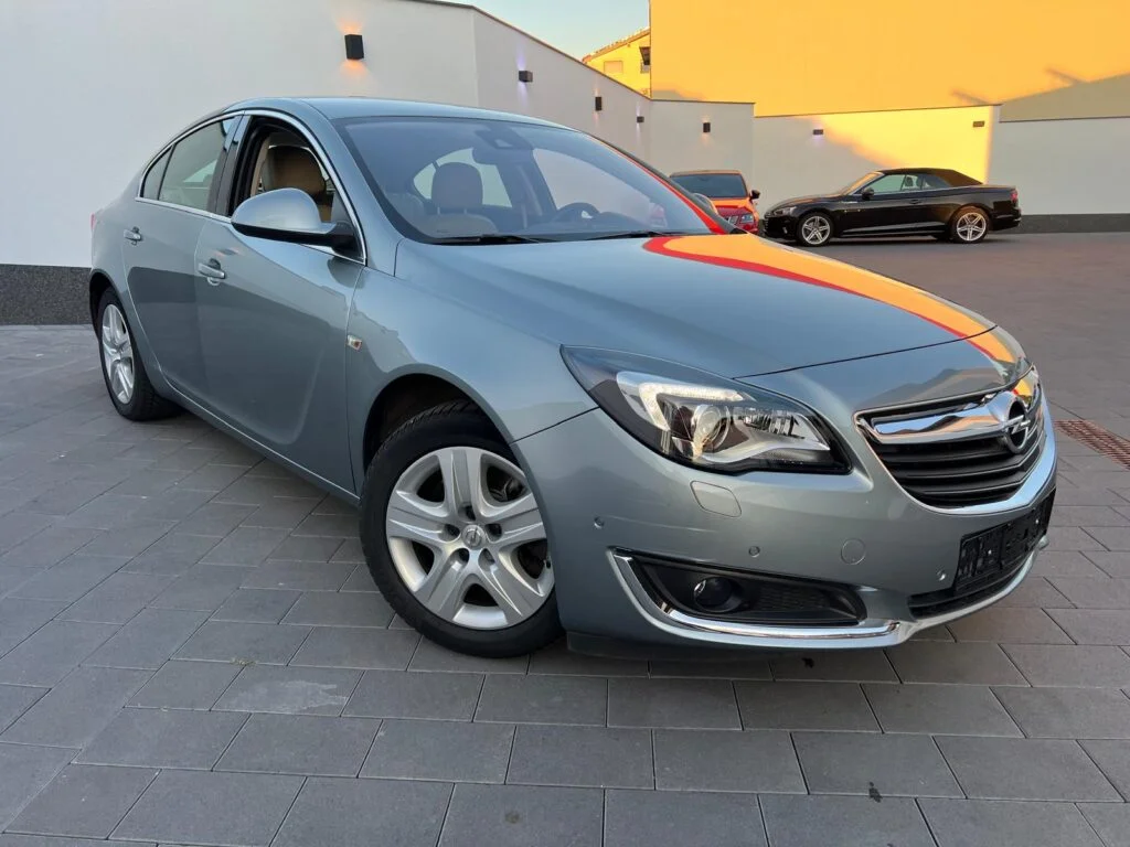 Opel Insignia 2.0 TURBO X