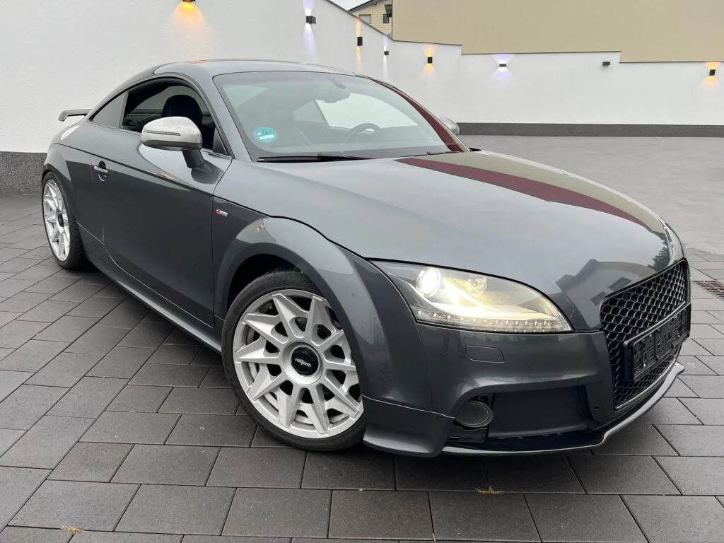 Audi TT Coupe *S-Line *Competition*