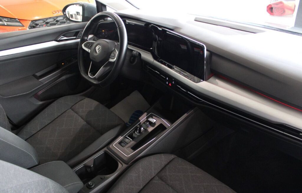 Volkswagen Golf 2.0 TDI *Virtual Cockpit*