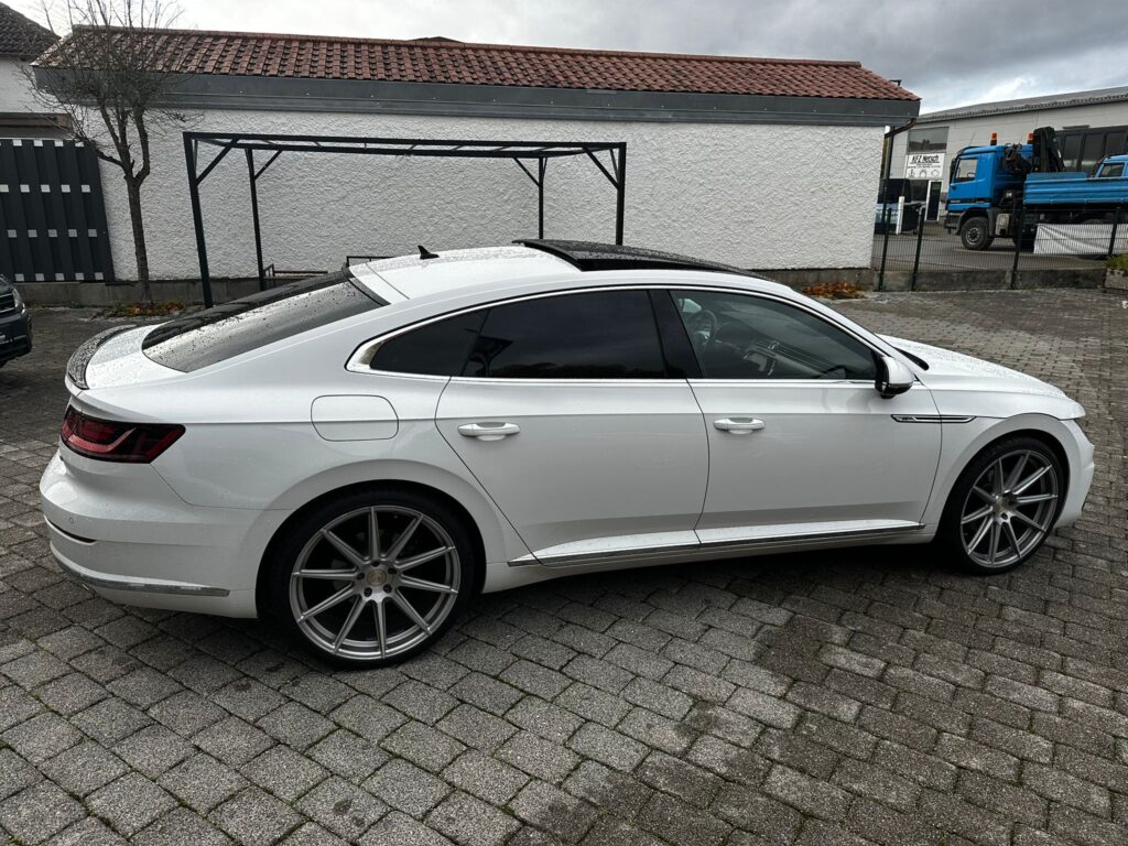 Volkswagen Arteon 2.0 TDI *4 Motion*R-line*Panorama*Digital Cocpit*