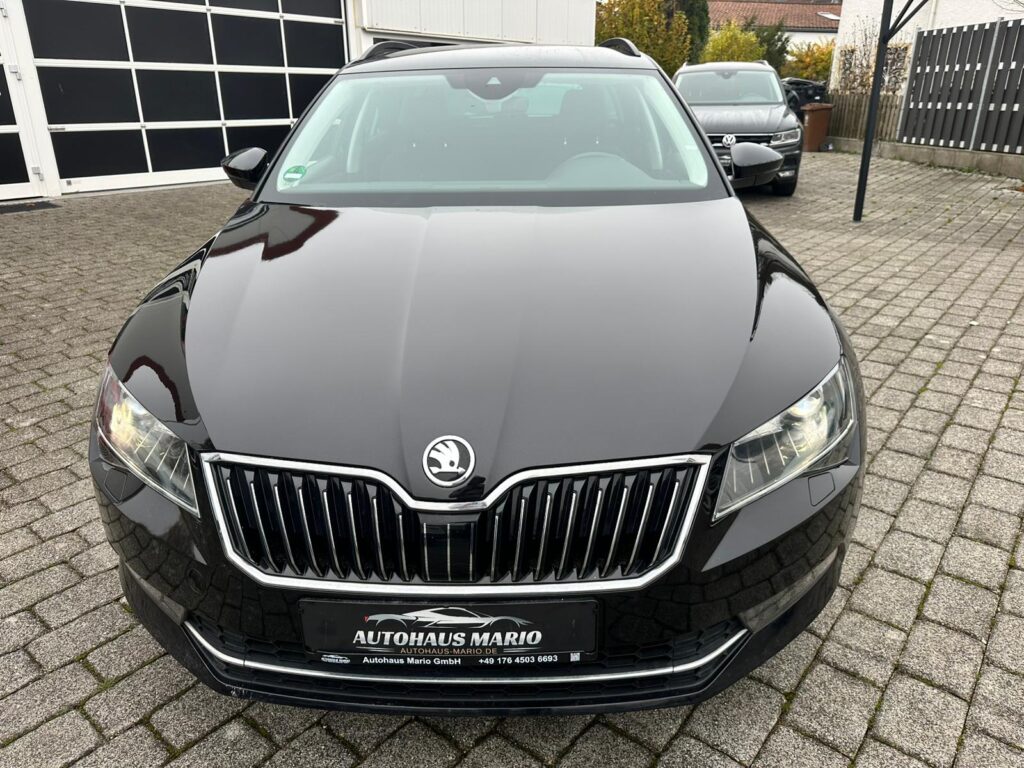 Skoda Superb 2.0 TDI DSG *Kamera*Navigacija*