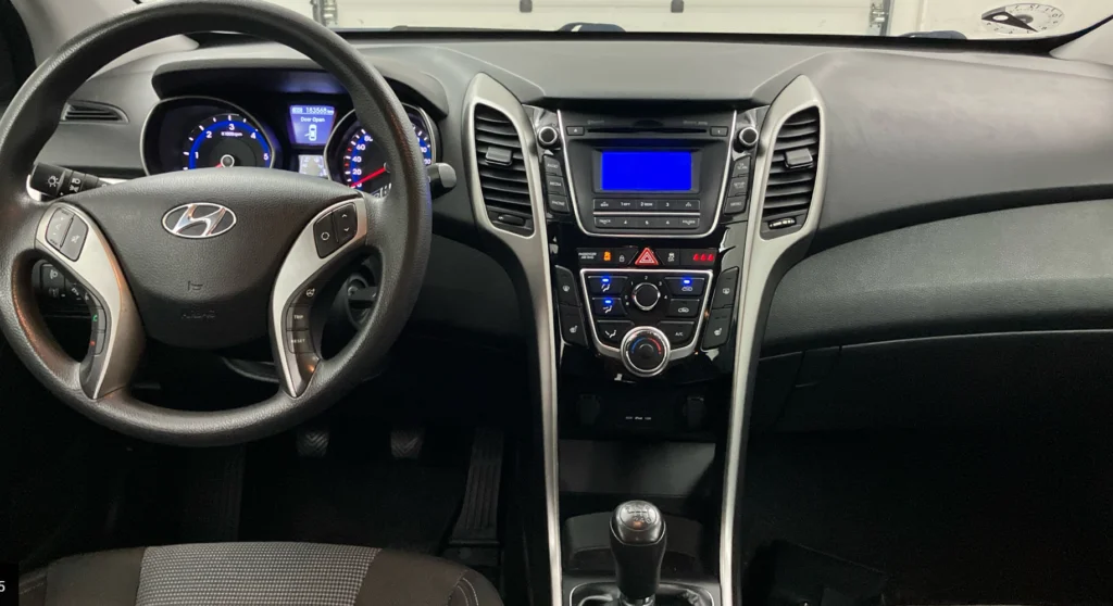 Hyundai i30 1,6 CRDI ECO COMFORT