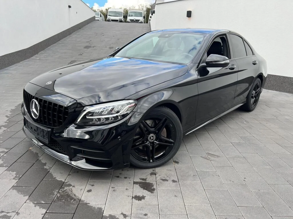 Mercedes-Benz C 180 9G-Tronic