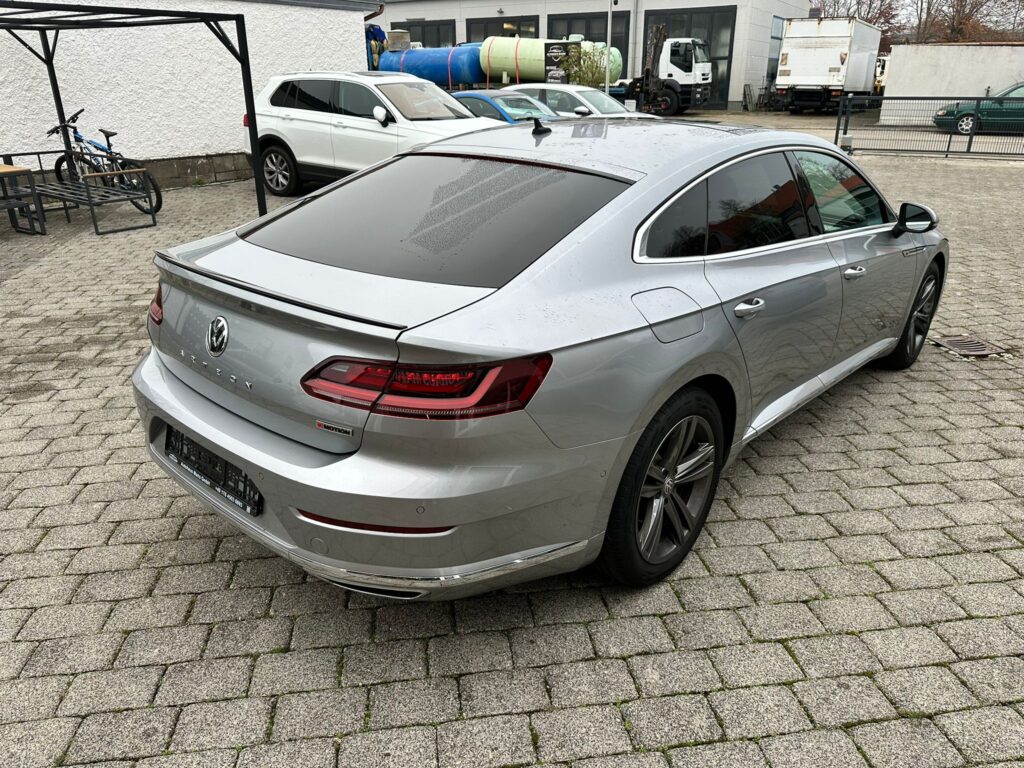 Volkswagen Arteon 2.0 TDI *Panorama*Digital Cocpit*