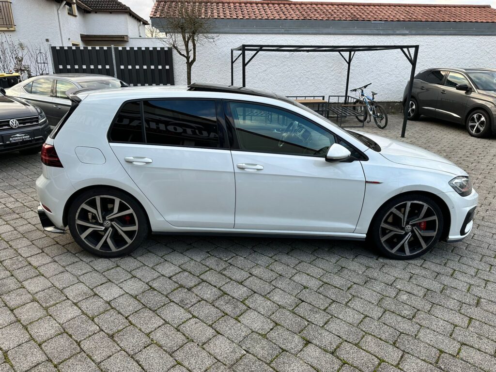 Golf 7.5 GTI *Digital Cockpit*Kamera*Zvjezdano Nebo*