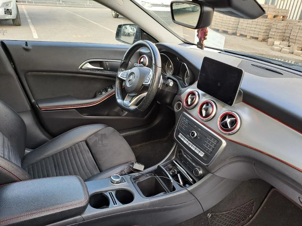 Mercedes-Benz Cla *Amg Line*