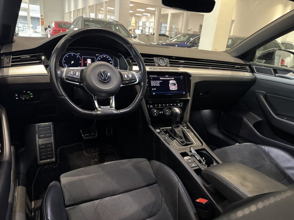 Volkswagen Arteon 2.0 TDI *R Line*Digital Cocpit*