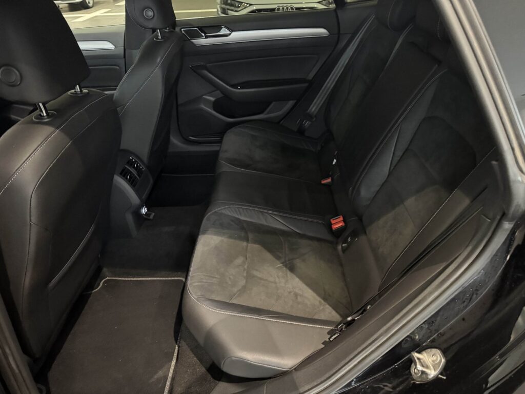 Volkswagen Arteon 2.0 TDI *R Line*Digital Cocpit*