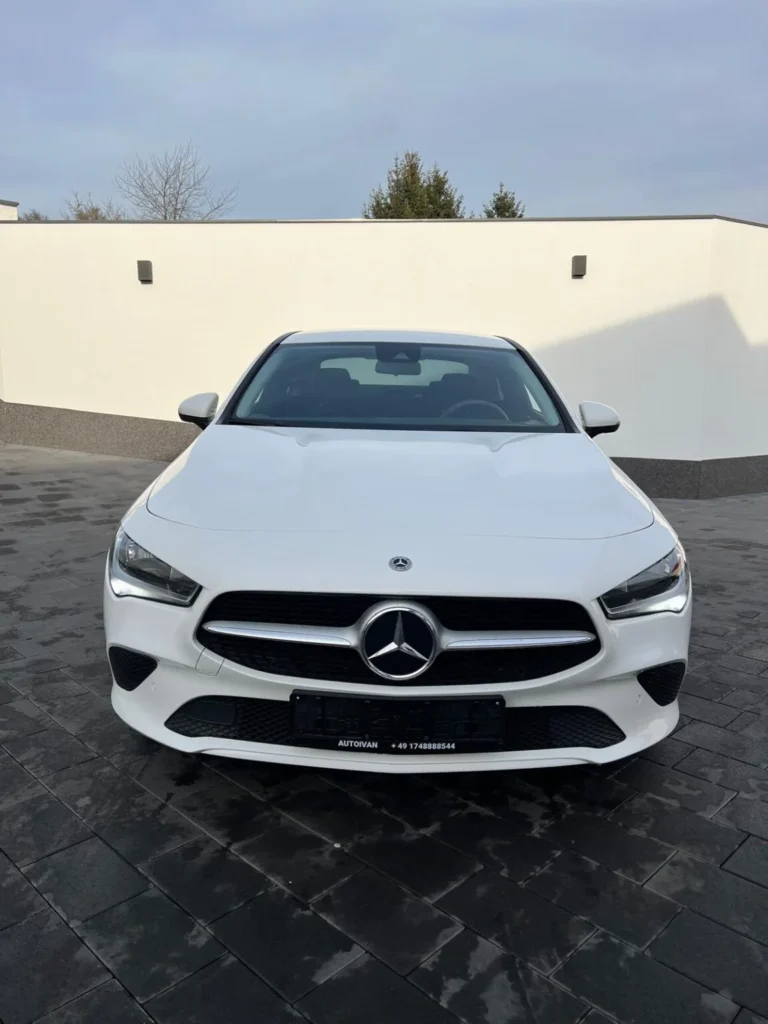 Mercedes-Benz CLA 180 *Digital Cockpit*