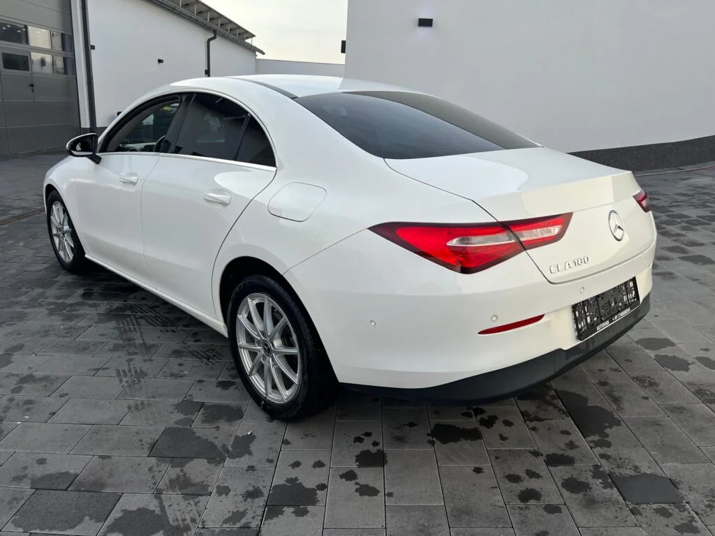 Mercedes-Benz CLA 180 *Digital Cockpit*