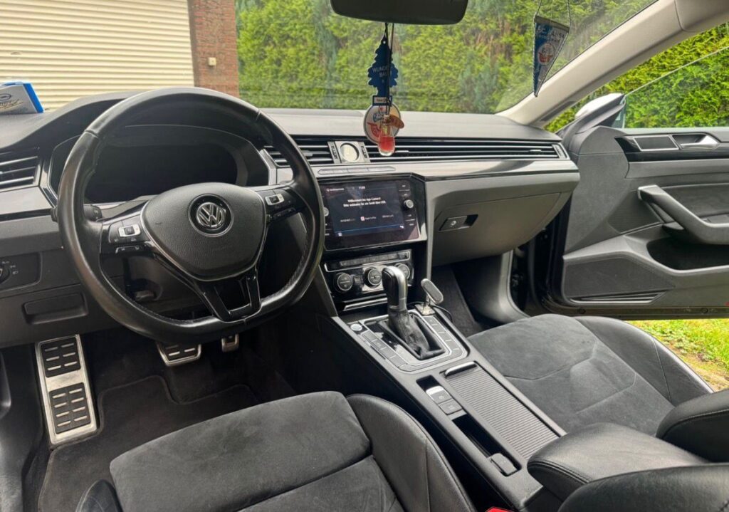 Volkswagen Arteon 2.0 TDI *Digital Cocpit*